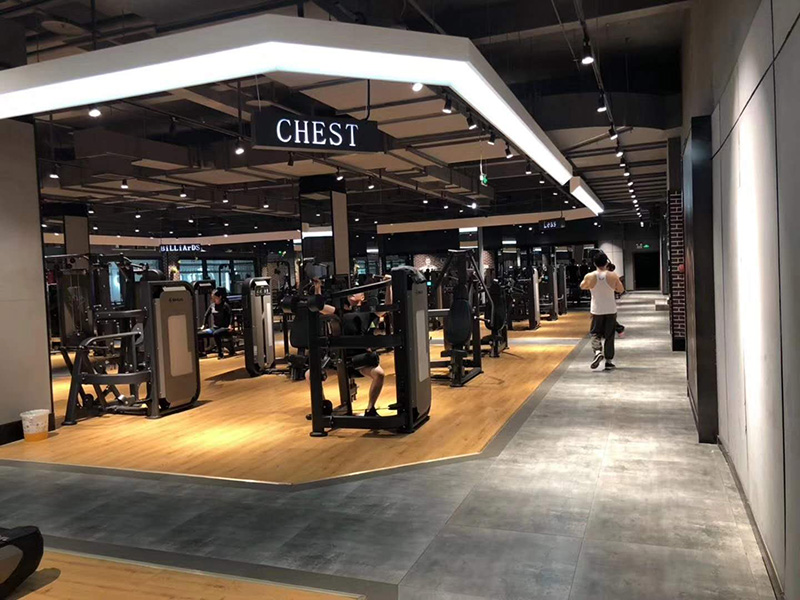 米兰智能健身器材